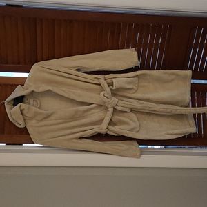 Summer & Rose hooded fleece robe